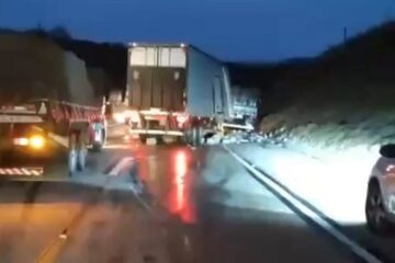 Atualização: PRF confirma duas mortes em engavetamento na BR-381, em Bom Jesus do Amparo