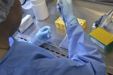 Vodca russa salva homem que ingeriu bebida com metanol