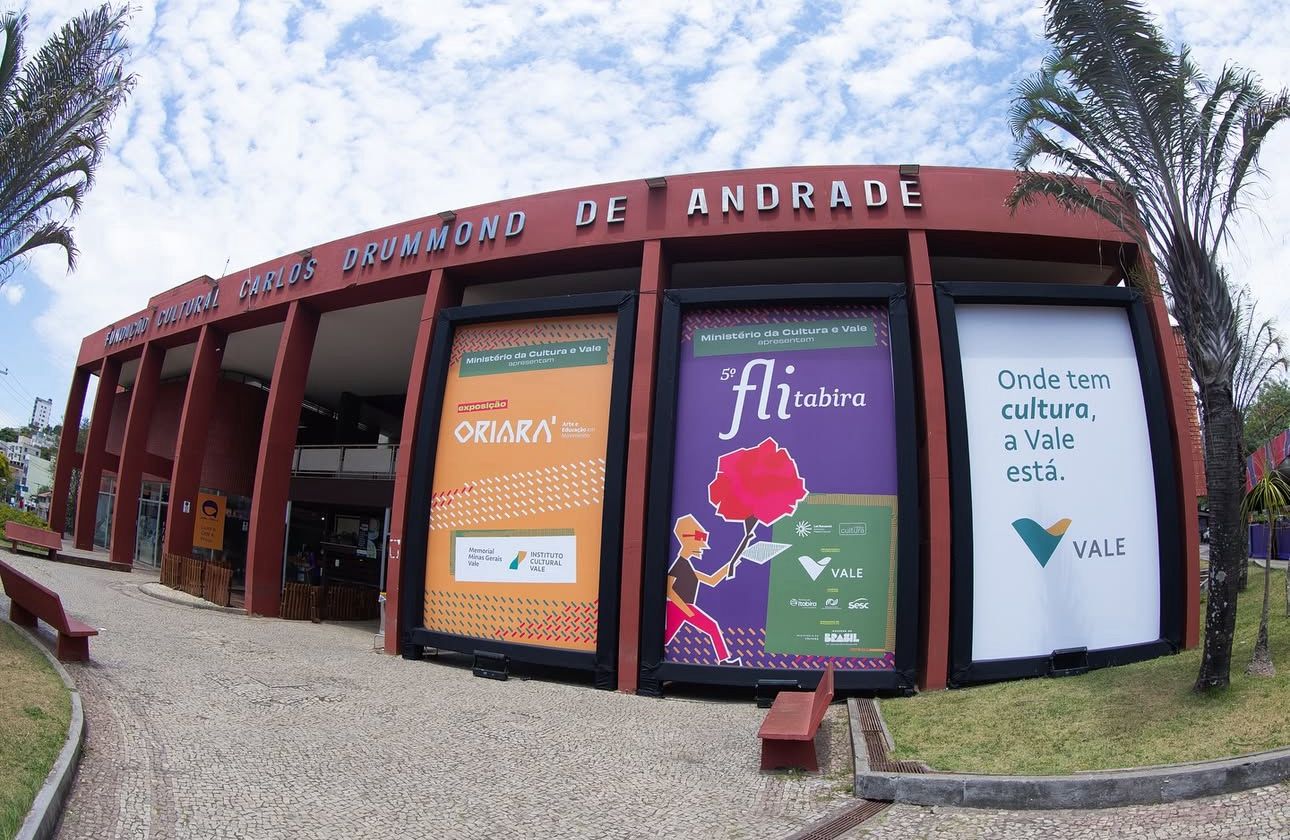 Grandes nomes da literatura em Itabira: Confira a programação deste sábado no Flitabira