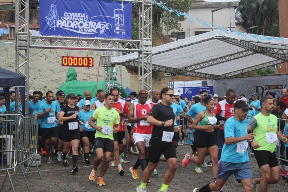 Confira a galeria de fotos da 3ª Corrida e Caminhada da Padroeira, no aniversário de Itabira