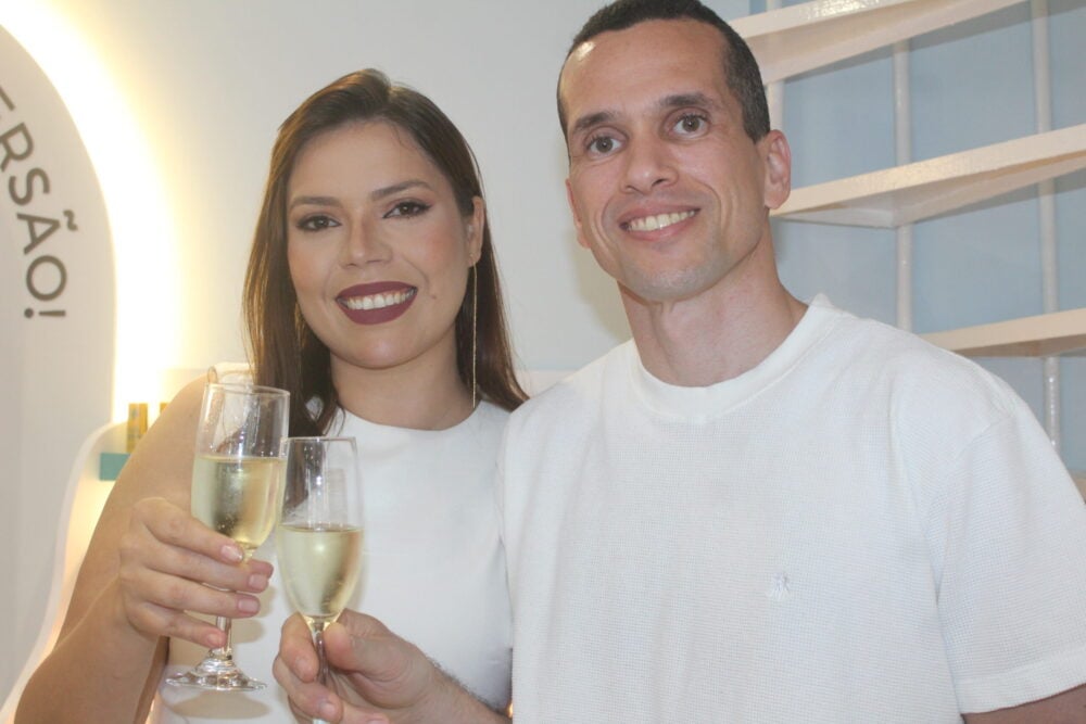De vendedora a empresária: Viviane Martins celebra nova fase da Yes! Cosmetics em Itabira