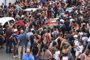 Mortes no Rio de Janeiro ganham repercussão internacional