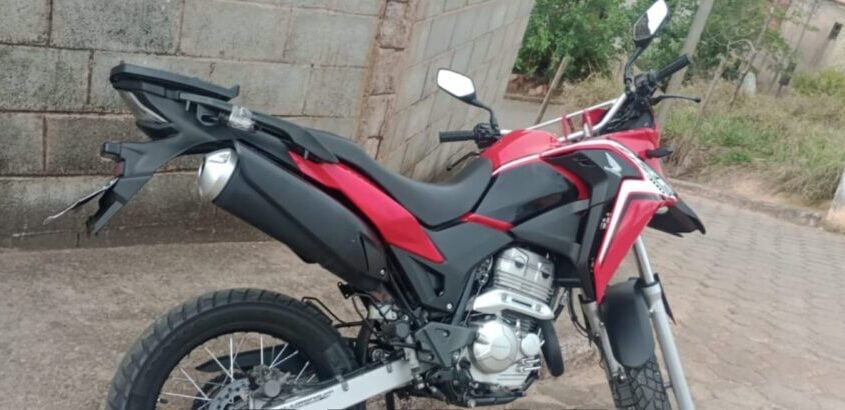 Polícia Militar recupera motocicleta furtada em Belo Horizonte durante patrulhamento em São Gonçalo do Rio Abaixo