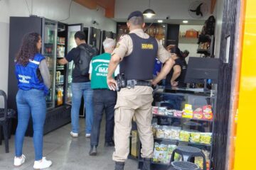 Operação “Baco – Adegas do Crime” fiscaliza distribuidoras de bebidas em Itabira