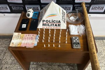Polícia Militar prende dupla por tráfico de drogas em Barão de Cocais: crianças estavam no local