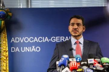 Alcolumbre não dará tempo para Jorge Messias fazer a peregrinação no Senado