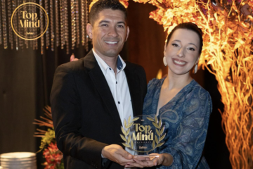 Lara Rosa Calçados celebra Top of Mind e uma década de atividade