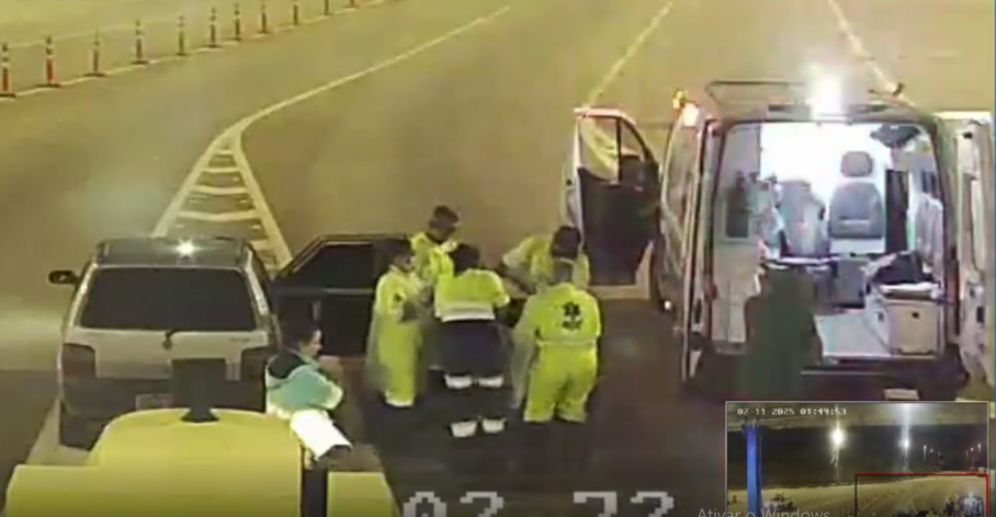 Vídeo: Bebê nasce dentro de ambulância na BR-040 em Conselheiro Lafaiete