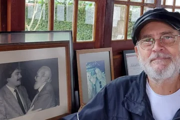 Ex-deputado Paulo Frateschi morre após esfaqueamento pelo filho em São Paulo