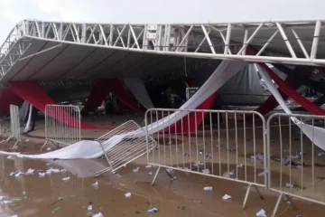 Em SP, uma pessoa morre e 40 se ferem com queda de estrutura metálica em festa