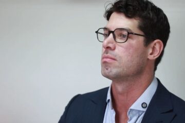Em Itabira, Marco Antônio Costa, o Superman da Jovem Pan, fala sobre meio ambiente e questiona resultados da COP30