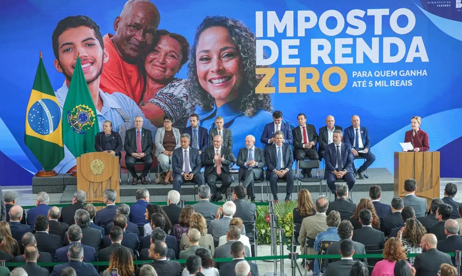Sancionada a lei que prevê isenção do Imposto de Renda para quem ganha até R$ 5 mil