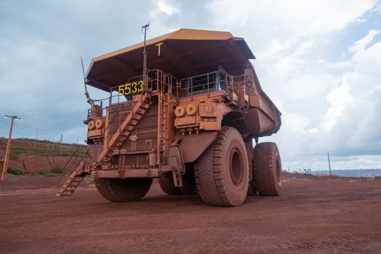 Mineradora Vale testa alternativas aos combustíveis fósseis para caminhões fora de estrada