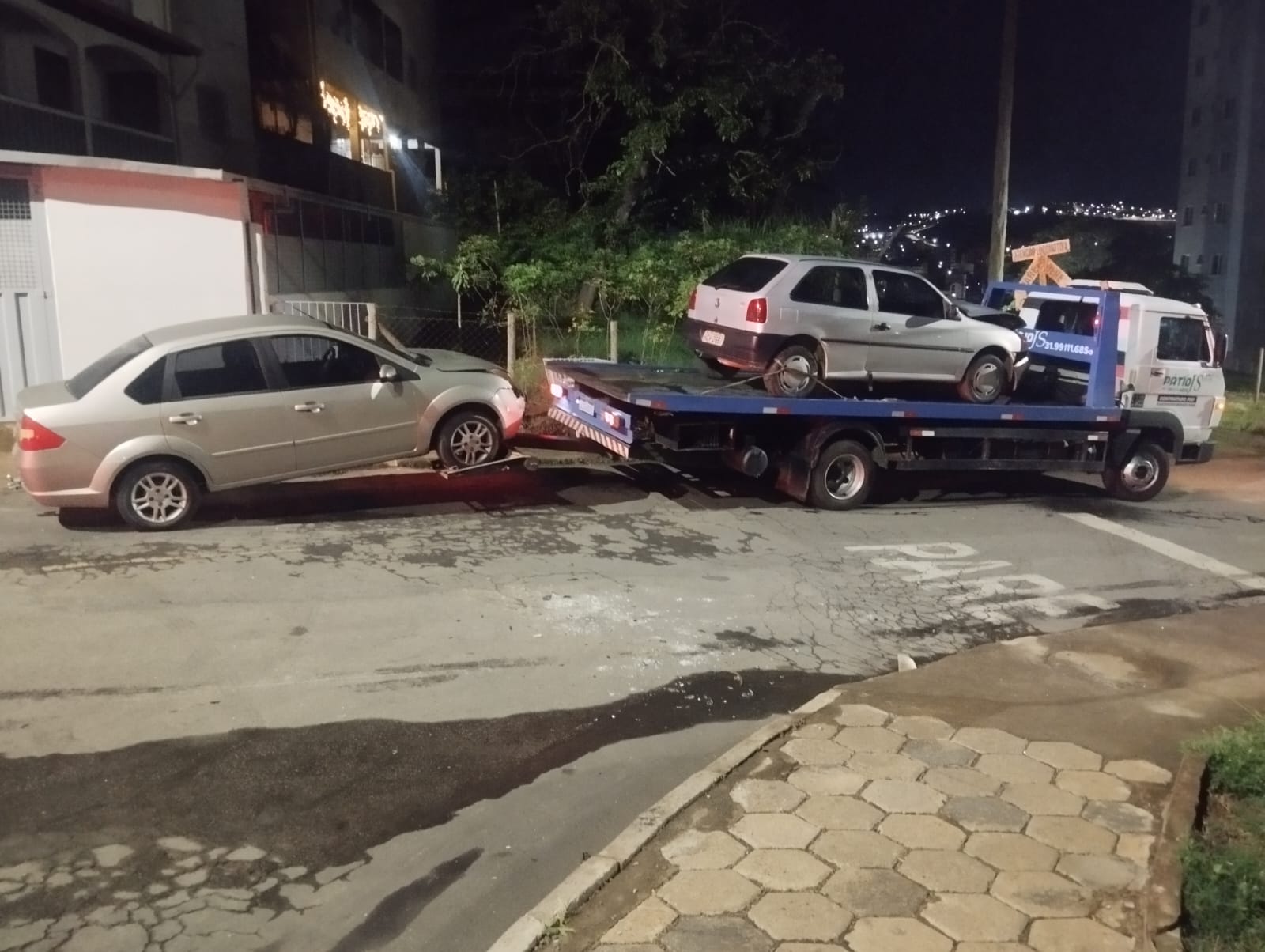Motorista embriagado provoca acidente com feridos em João Monlevade e é preso pela PM