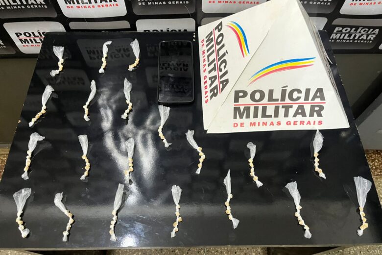 Homem é preso com 100 pedras de crack após tentar fugir da PM em Santa Bárbara
