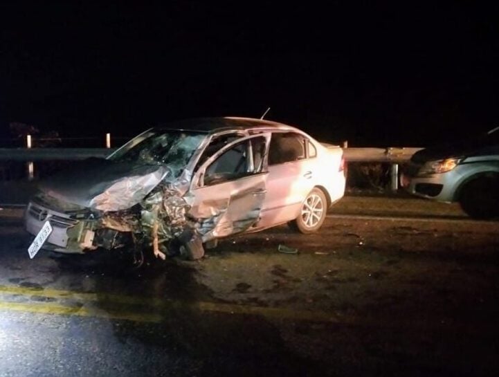 Colisão frontal deixa um morto e três feridos na BR-265