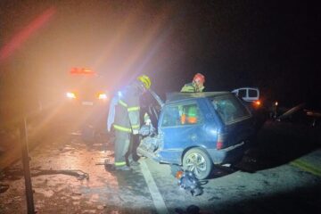 Colisão frontal deixa um morto e três feridos na BR-265