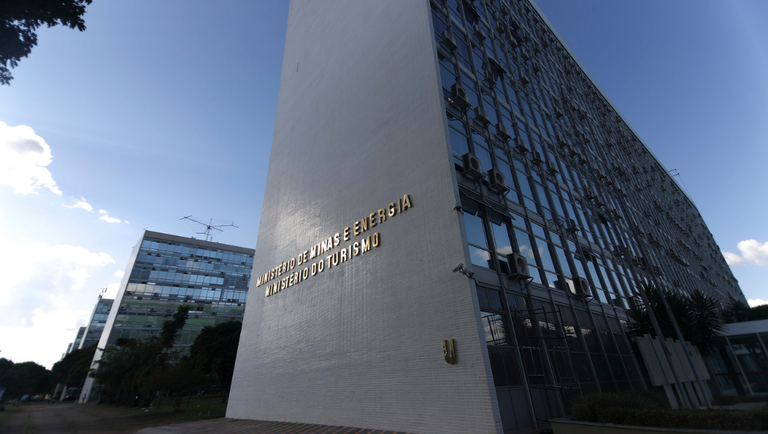 Governo reage a alerta sobre colapso da ANM e afirma que trabalha para reforçar fiscalização e modernizar regulação mineral