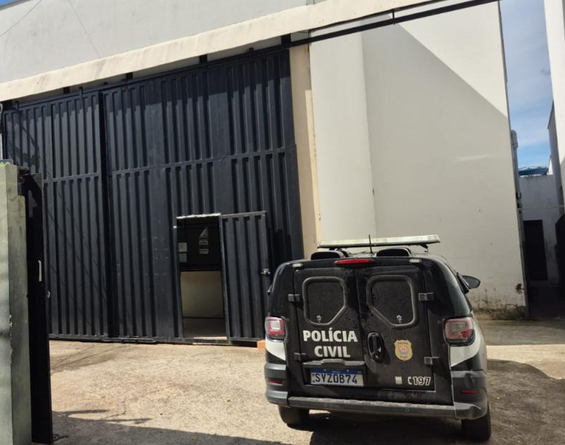 Homem vai à delegacia para denunciar calúnia e é preso por receptação em Sabará