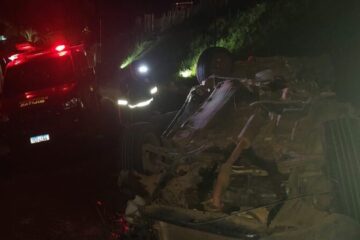 Colisão entre dois carros deixa um morto e três feridos na BR-459