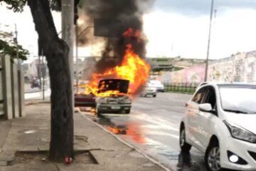 Parati pega fogo na Cristiano Machado e mobiliza Corpo de Bombeiros em Belo Horizonte