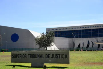 STJ proíbe Forças Armadas de afastarem militares por identidade de gênero e garante nome social