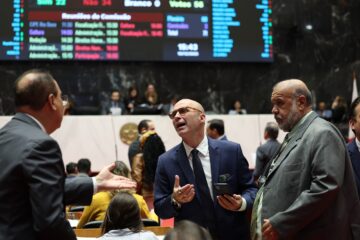 Orçamento de R$ 127 bilhões é aprovado em Minas, mas Estado segue no vermelho em 2026