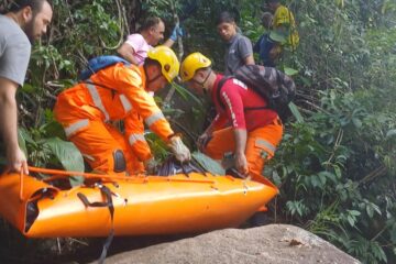Bombeiros encontram corpo de homem que morreu ao tentar salvar filha em cachoeira de Passa Quatro