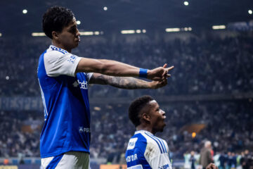 Em Itaquera, Cruzeiro busca virada histórica por final da Copa do Brasil; Rádio Caraça transmite