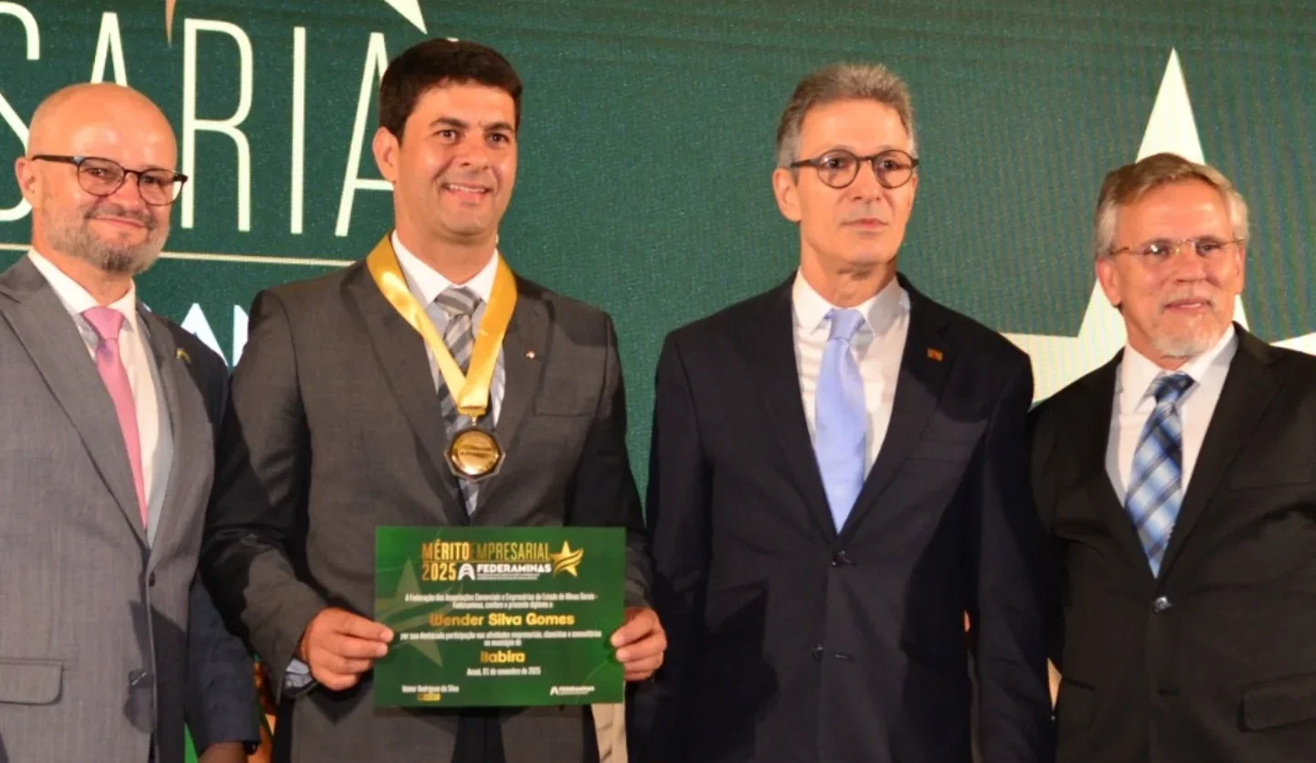 Wender Silva Gomes, da WE Engenharia, recebe Prêmio Mérito Empresarial em Minas