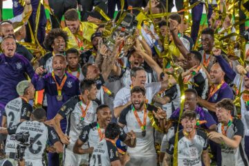Corinthians supera o Vasco e conquista a Copa do Brasil
