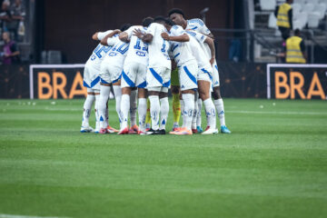 Gabigol perde pênalti decisivo, e Cruzeiro cai diante do Corinthians, na Copa do Brasil
