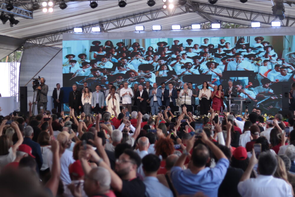 "Hoje é um dia memorável para Itabira e região", diz Fabiana Machado na inauguração da radioterapia do HNSD