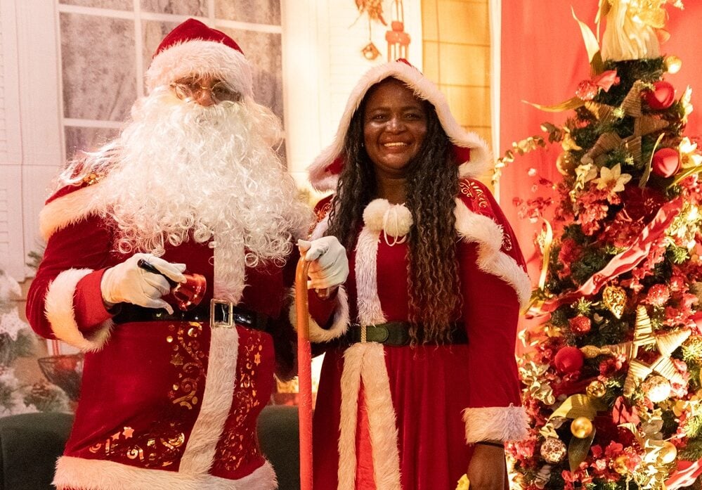 Luzes acesas e Papai Noel: Câmara de Itabira dá início ao clima natalino