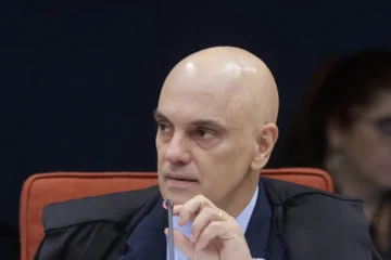 Moraes cometeu crime se utilizou prestígio do cargo para benefícios pessoais