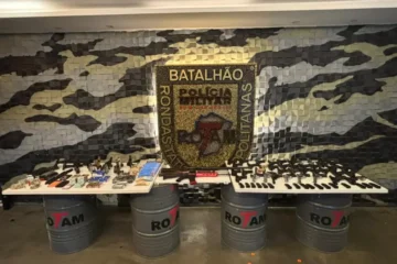 Polícia recupera 41 armas furtadas em Ibirité e apreende arsenal em duas residências do bairro Durval de Barros