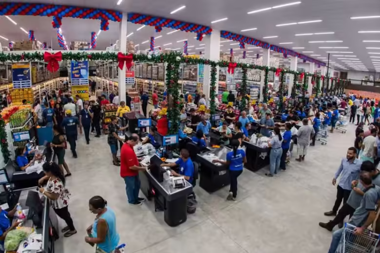 Supermercados fecham no Natal e no Ano-Novo; confira como será o funcionamento na região