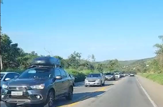 BR-381 apresenta lentidão na manhã deste sábado entre Belo Horizonte e Caeté