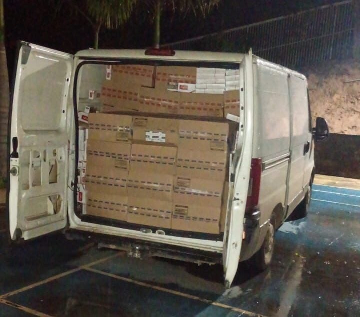 Homem é preso com quase 47 mil cigarros contrabandeados em Itabira