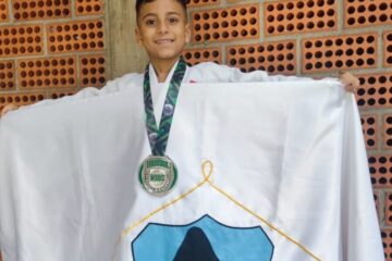 Itabirano Joãozinho conquista vice-campeonato mundial Kids da CBJJE em São Paulo