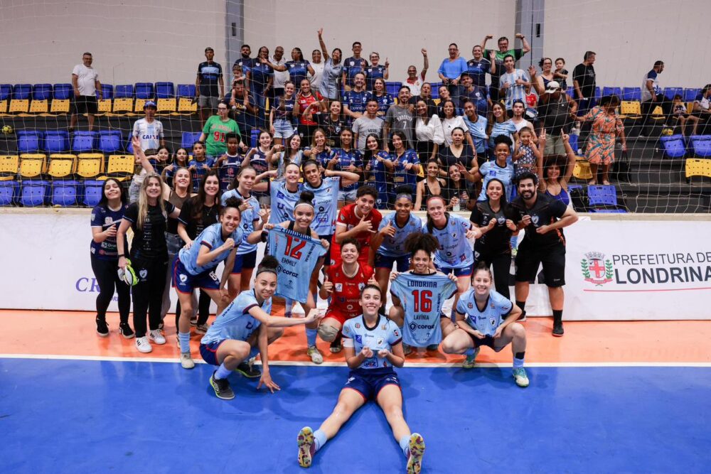 Do futebol entre os homens ao protagonismo no futsal paranaense: itabirana supera barreiras em busca do sonho de ser atleta
