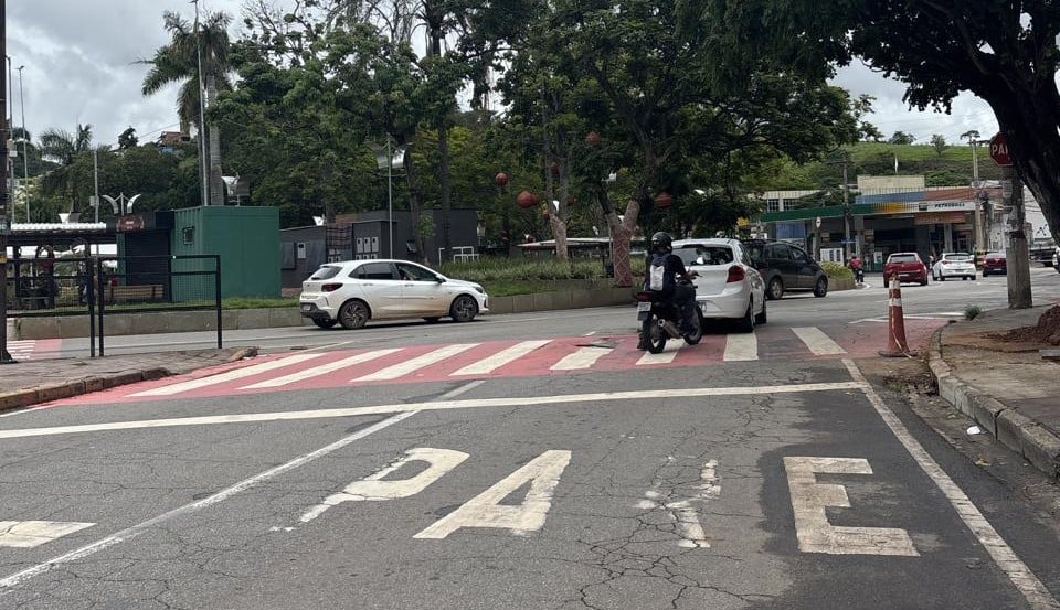 Manutenção do SAAE interditará meia pista da Avenida João Pinheiro, no Centro, nesta quinta (18)