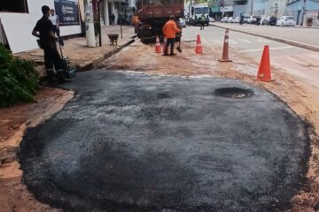 Obra do SAAE na avenida João Pinheiro, no Centro de Itabira, termina e via é liberada para o tráfego