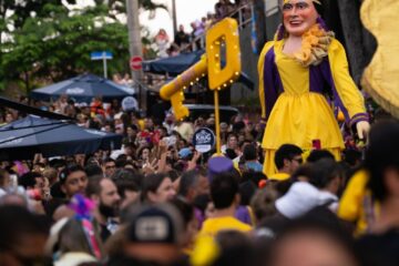 Blocos tomam as ruas de Itabira no terceiro dia do pré-Carnaval; confira a programação