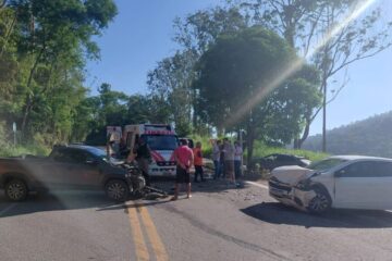 Colisão frontal na MG-123 deixa um idoso ferido em João Monlevade