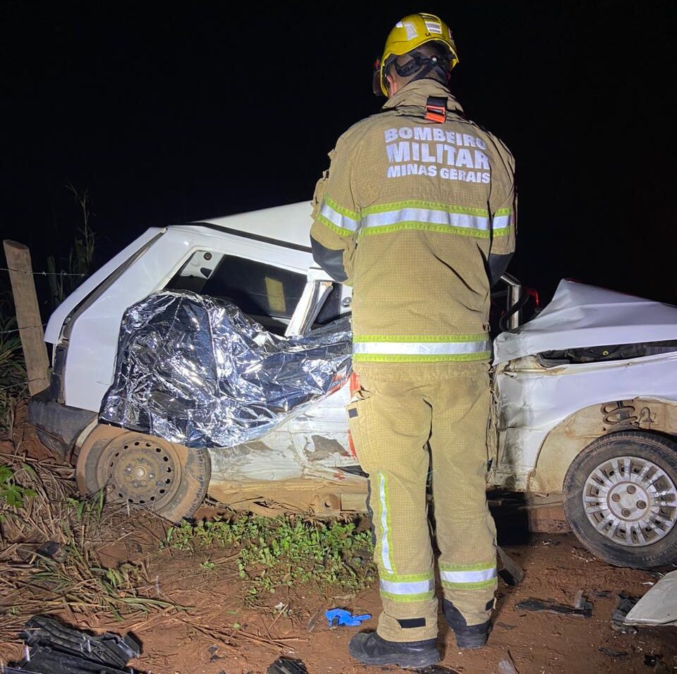Acidente na MG-111 deixa três mortos e dois feridos na zona rural de Manhuaçu