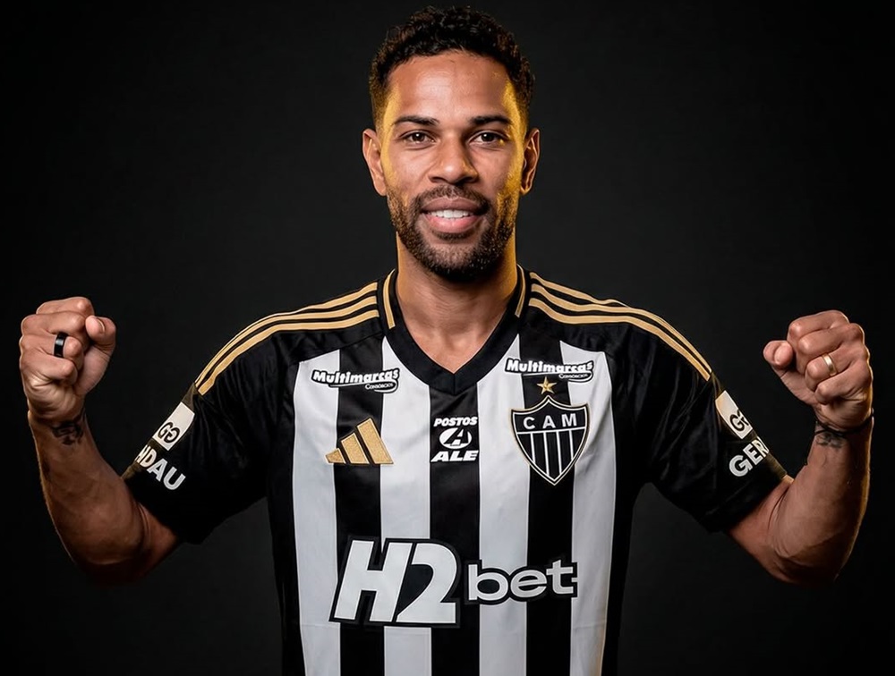 Atlético confirma a contratação do lateral-esquerdo Renan Lodi para os próximos cinco anos