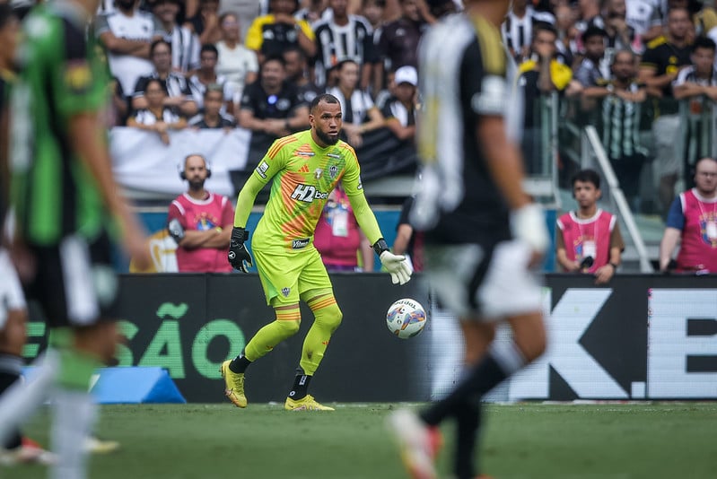 Clássico no Horto coloca América e Atlético à prova no Campeonato Mineiro; Rádio Caraça transmite a partida