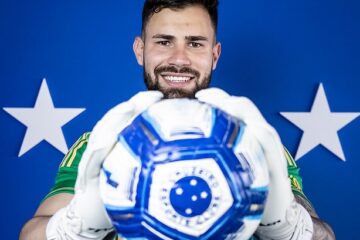 Recém-chegado ao Cruzeiro, goleiro Matheus Cunha tem lesão no joelho vai passar por cirurgia