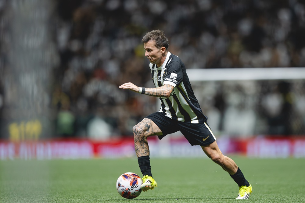 Atlético-MG e Palmeiras empatam por 2 a 2 na estreia do Brasileirão